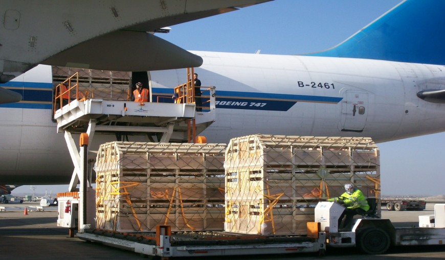 塔什库尔干到日本空运公司